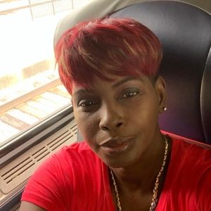 Meet your Posher, Pamela